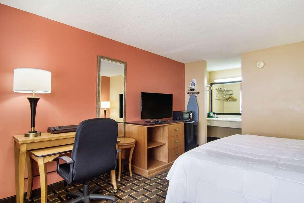 Americas Best Value Inn Darien Zimmer foto