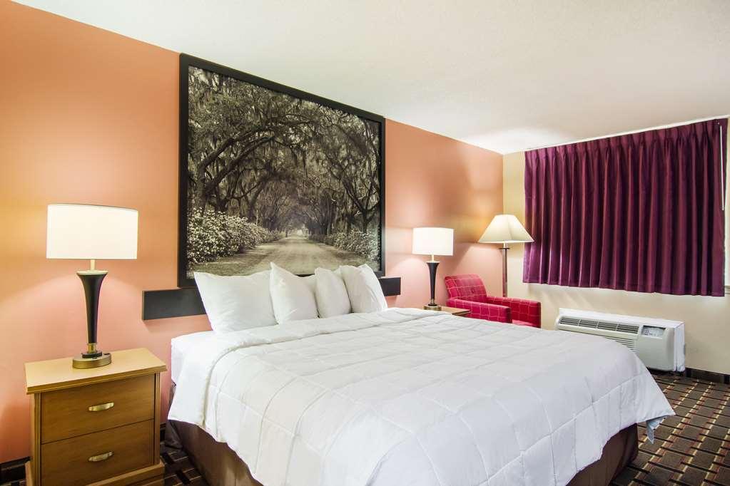 Americas Best Value Inn Darien Zimmer foto