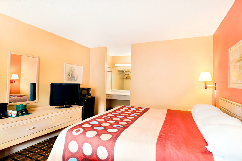 Americas Best Value Inn Darien Exterior foto